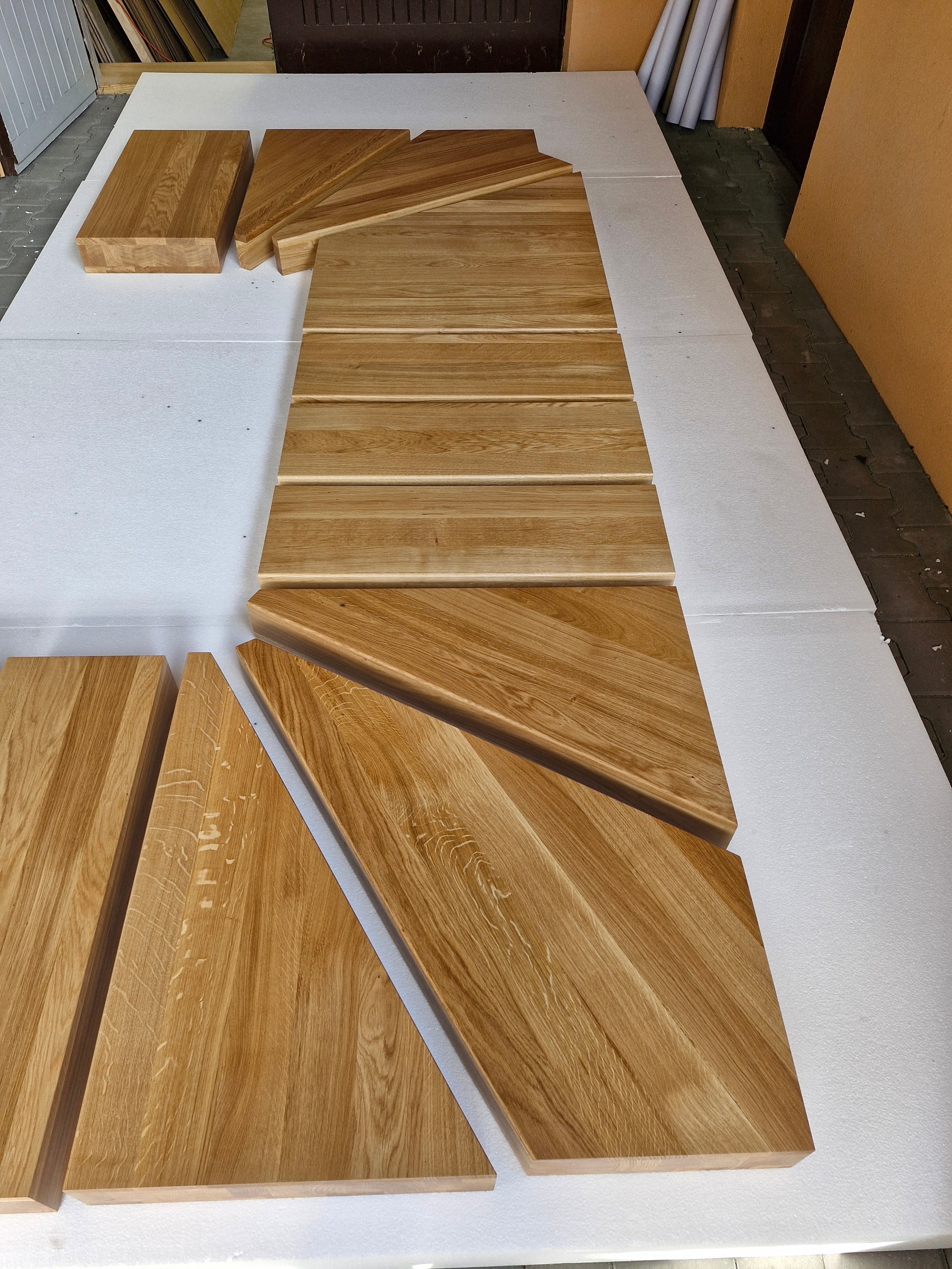 Réalisation Stepolia : marches et aménagement bois sur mesure. (34)