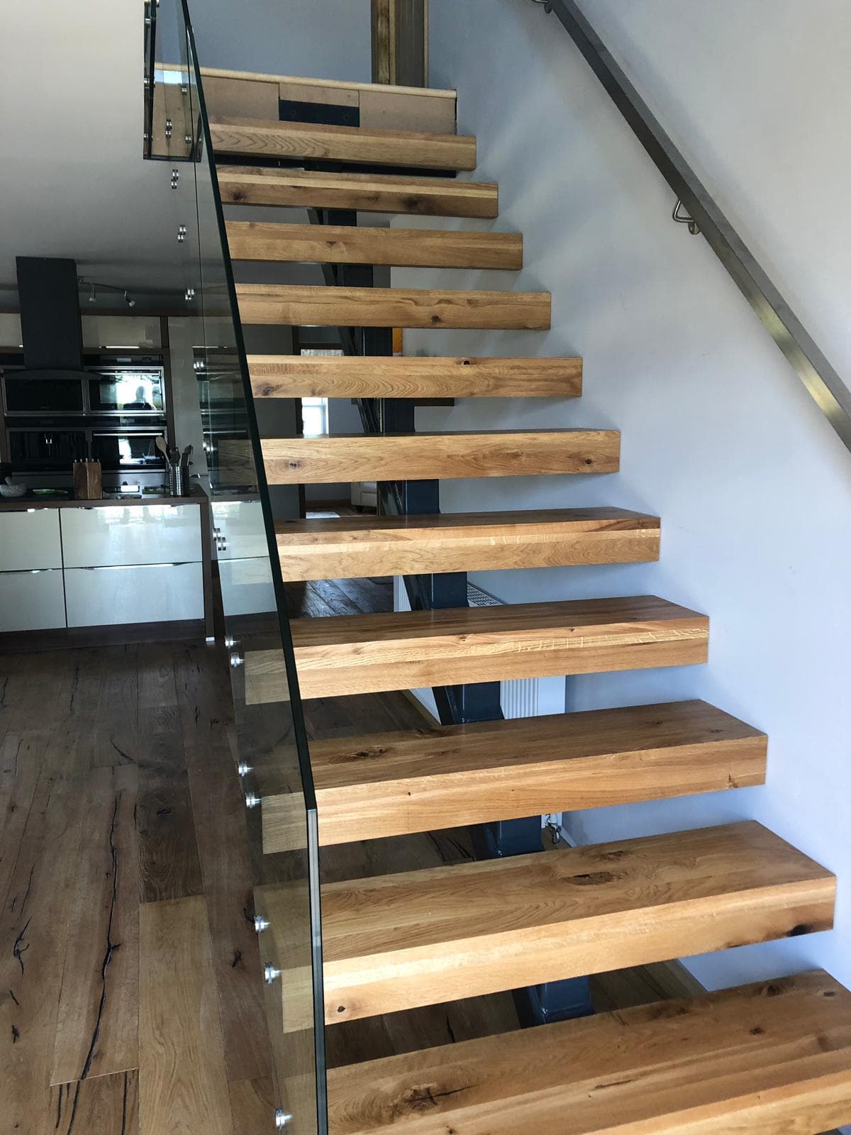 Réalisation Stepolia : marches et aménagement bois sur mesure. (70)