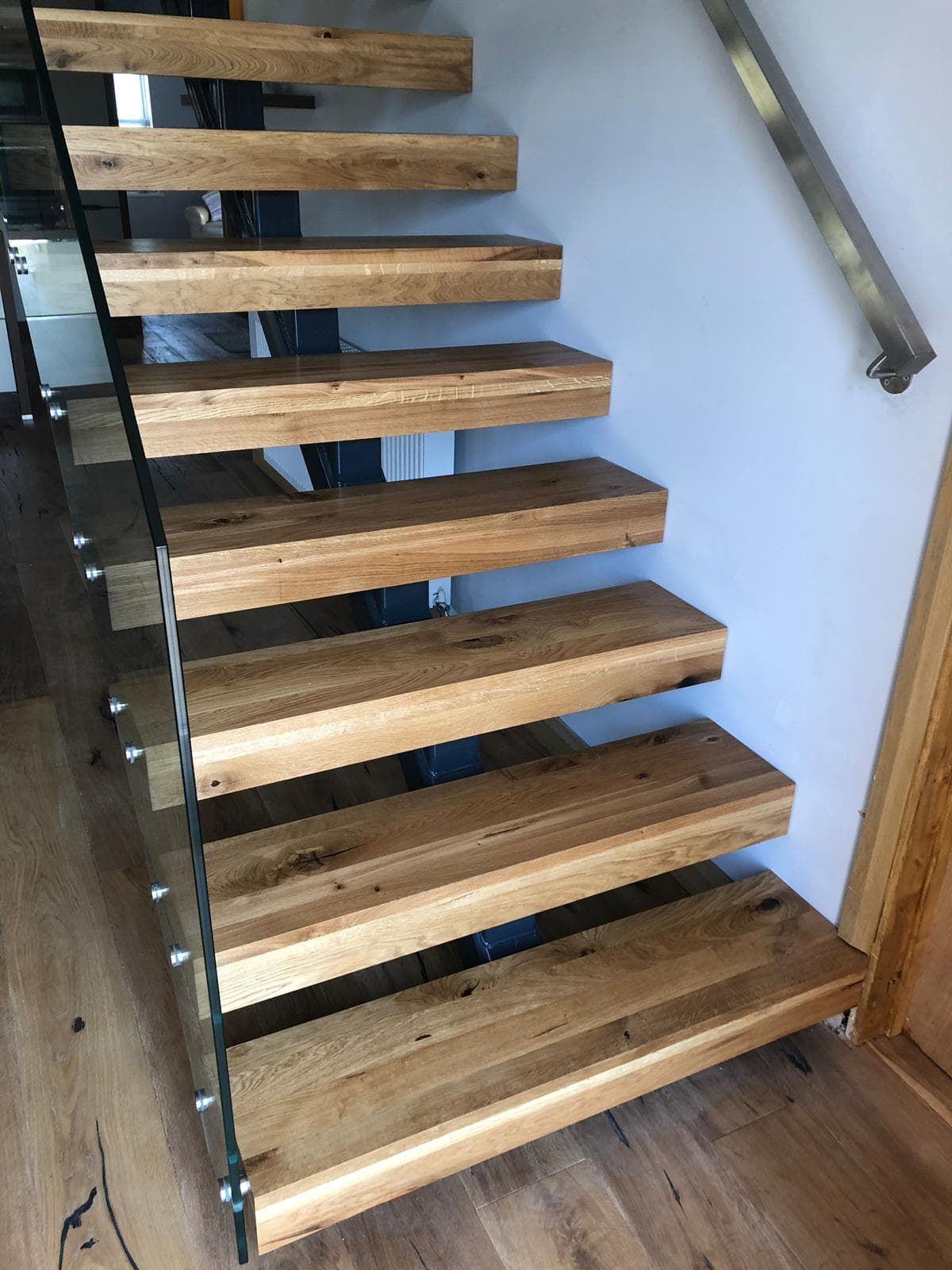 Réalisation Stepolia : marches et aménagement bois sur mesure. (12)