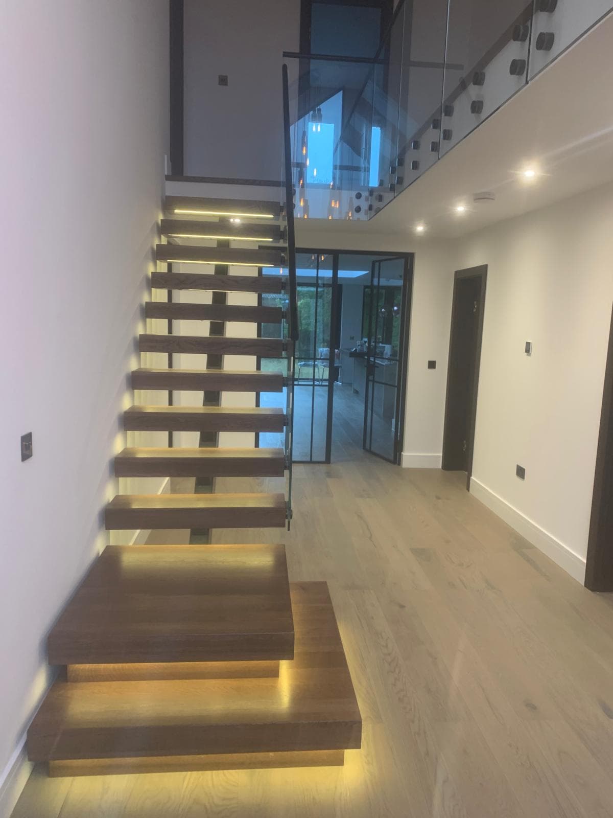 Réalisation Stepolia : marches et aménagement bois sur mesure. (103)